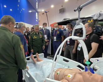 Министр обороны Российской Федерации Сергей Шойгу посетил экспозицию ГНЦ ФМБЦ им. А.И. Бурназяна ФМБА России на Международном военно-техническом форуме «Армия-2021»