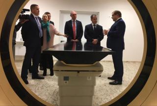 Генеральный директор ФМБЦ им. А.И. Бурназяна Александр  Самойлов встретился в Димитровграде с полномочным представителем Президента РФ в Приволжском Федеральном Округе.