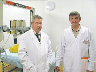 ФМБЦ им. А.И. Бурназяна ФМБА России поздравляет инженера лаборатории радиометрических спектрометрических исследований человека и окружающей среды Юрия Анатольевича Вакарина с 90-летием!