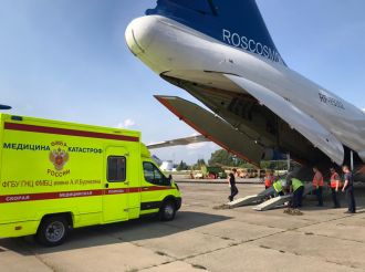 Центр санитарной авиации и скорой медицинской помощи эвакуировал пациентку в тяжелом состоянии