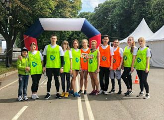 Команда ФМБЦ им. А.И. Бурназяна ФМБА России приняла участие в V благотворительном забеге «МедZабег» памяти Елизаветы Глинки, приуроченном ко Дню медицинского работника