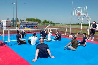 Сотрудники ФМБЦ им.А.И. Бурназяна продемонстрировали разработанный комплекс упражнений для военнослужащих в рамках Паралимпийского урока