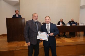 «За вклад в науку»: коллектив ГНЦ ФМБЦ им.А.И. Бурназяна удостоился благодарности за разработку и внедрение инновационных технологий