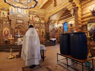 Православные христиане отмечают Крещение Господне