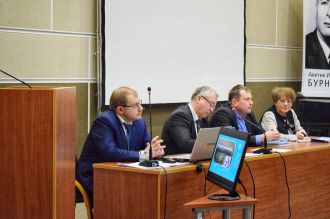 Генеральный директор ФМБЦ им. А.И. Бурназяна А.С. Самойлов выступил с итоговым докладом на заседании Учёного совета