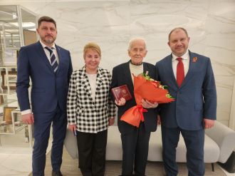 В ФМБА России прошел торжественный вечер, посвященный 80-летию Великой Победы – высшей ведомственной награды удостоились ветераны ВОВ, которые работали в ФМБЦ им.А.И. Бурназяна ФМБА России