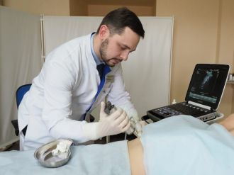 В поликлинике ФМБЦ им. А.И, Бурназяна можно сделать тонкоигольную аспирационную биопсию