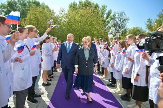 Руководитель ФМБА России Вероника Скворцова поздравила с Днем знаний ординаторов и аспирантов ФМБЦ им. А.И. Бурназяна