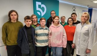 Центр биомедицинских и аддитивных технологий посетили учащиеся московской школы