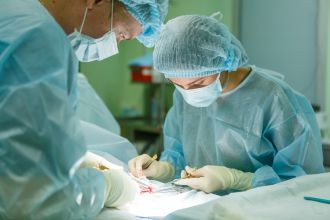 Урологи ФМБЦ им. А.И. Бурназяна выполнили уникальную операцию по восстановлению участка уретры, повреждённого вследствие травмы