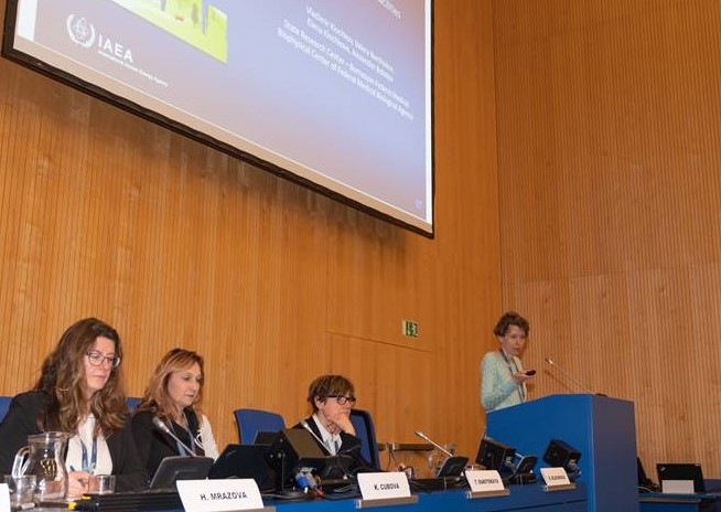 Старший научный сотрудник отдела промышленной радиационной гигиены Елена Владимировна Клочкова представила доклад на конференции МАГАТЭ