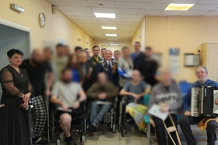 В ФМБЦ им.А.И. Бурназяна состоялся праздничный концерт для военнослужащих