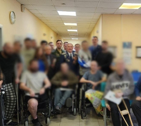 В ФМБЦ им.А.И. Бурназяна состоялся праздничный концерт для военнослужащих