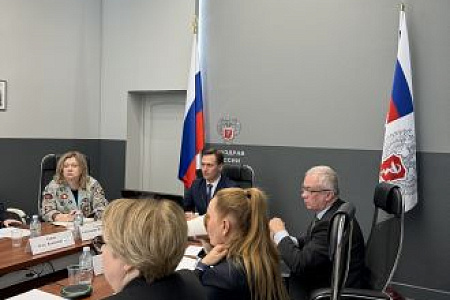 Первый заместитель генерального директора Андрей Бушманов принял участие в совещании Минздрава России по линии Сотрудничающих центров ВОЗ.