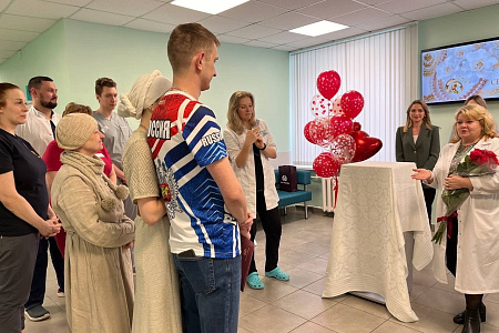 В ФМБЦ им.А.И. Бурназяна ФМБА России состоялась выездная свадебная церемония