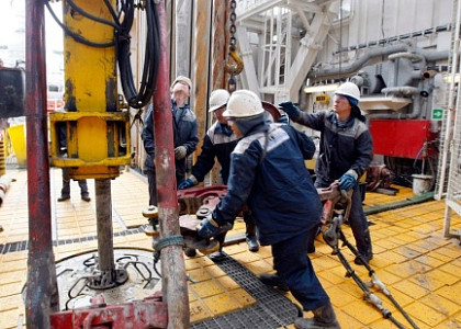 Бюджет РФ в августе дополнительно получит 359,5 млрд рублей нефтегазовых доходов