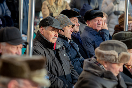 В ФМБЦ им. А.И. Бурназяна ФМБА России состоялось торжественное  открытие памятника «Первопроходцам в радиационной медицине от благодарных потомков»