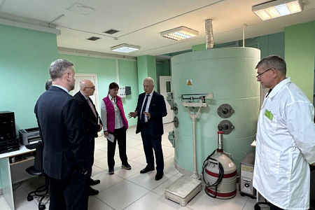 Делегация экспертов из  МАГАТЭ посетила с рабочим визитом ФМБЦ им.А.И. Бурназяна