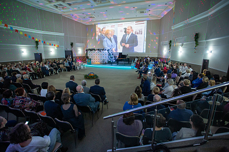 В  ФМБЦ им. А.И.Бурназяна ФМБА России подвели итоги года в торжественной обстановке