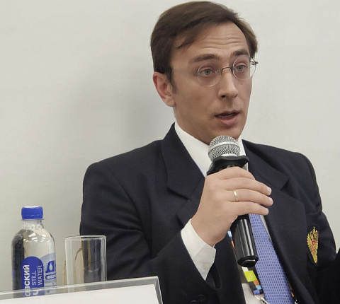 Представители молодежного совета ФМБА России приняли участие в панельной дискуссии "Молодые ученые в медицинской науке: от Москвы до Владивостока" в рамках XII Всероссийского съезда советов молодых ученых и студенческих научных обществ.