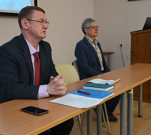 В МБУ ИНО ГНЦ ФМБЦ им.А.И.Бурназяна ФМБА России состоялась апробация кандидатской диссертации заведующего онкоурологическим отделением Центра Владимира Сергеева