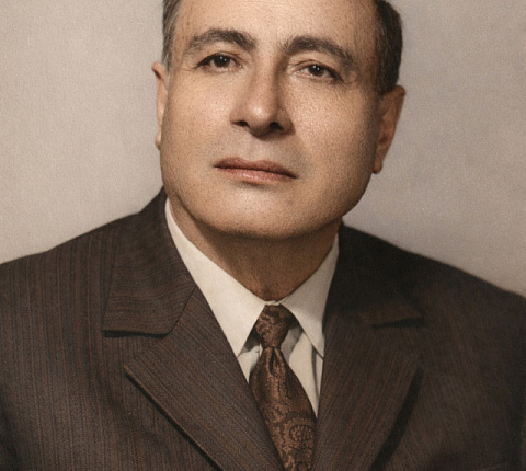 120 лет со дня рождения Аветика Игнатьевича Бурназяна