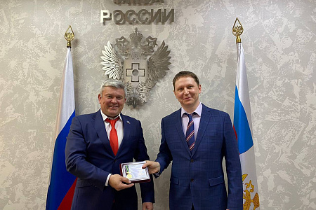 Сотрудникам Центра вручили юбилейную медаль, посвященную 100-летию образования госоргана в сфере физкультуры и спорта