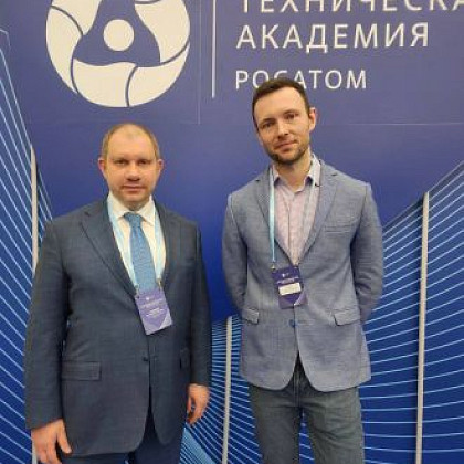 Генеральный директор ФМБЦ им. А.И. Бурназяна ФМБА России Александр Самойлов обратился с приветствием к участникам Всероссийского форума «РАДИОФАРМАЦЕВТИКА – РАДИОФАРМИНДУСТРИЯ – ЯДЕРНАЯ МЕДИЦИНА – 2025»