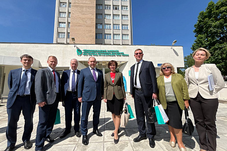 Делегация из Турецкой Республики посетила ФМБЦ им.А.И. Бурназяна