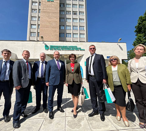 Делегация из Турецкой Республики посетила ФМБЦ им.А.И. Бурназяна