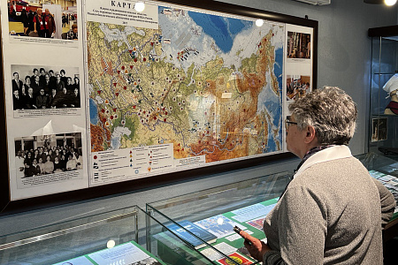 ФМБЦ им.А.И.Бурназяна осуществляет тесное взаимодействие с Советом Ветеранов СЗАО г.Москвы.