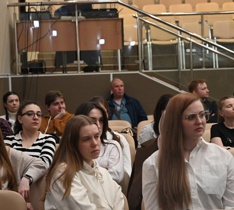 В ФМБЦ им.А.И.Бурназяна состоялось торжественное мероприятие, посвященное 80-летию Победы в Великой Отечественной войне