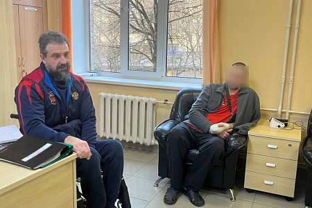 Известный паралимпиец Игорь Коробейников встретился с военнослужащими, которые находятся на лечении и реабилитации в ФМБЦ им.А.И. Бурназяна ФМБА России