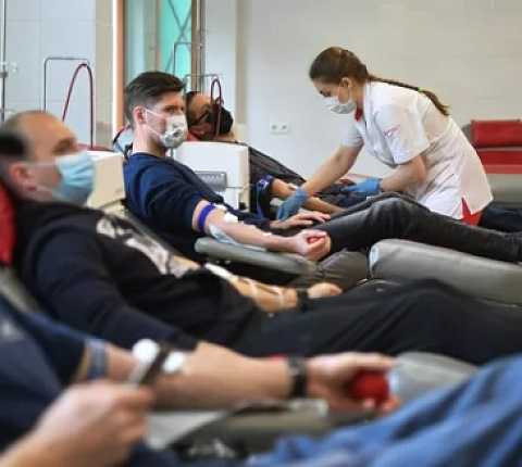 Донорами крови становились 60 процентов россиян