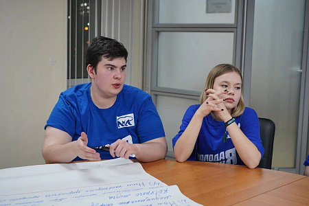 Представители молодежного Совета ЦФО ФМБА России провели круглый стол по вопросам донорства костного мозга