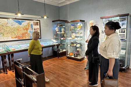 Ученые-биотехнологи из Республики Казахстан прошли обучение по разработке инновационных клеточных продуктов в ГНЦ ФМБЦ им.А.И. Бурназяна ФМБА России