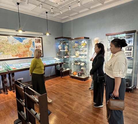 Ученые-биотехнологи из Республики Казахстан прошли обучение по разработке инновационных клеточных продуктов в ГНЦ ФМБЦ им.А.И. Бурназяна ФМБА России