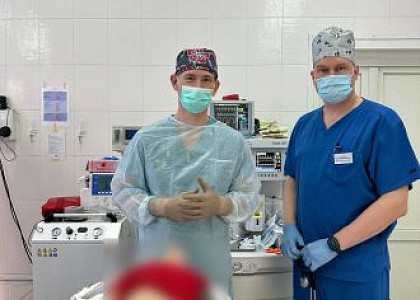 Завотделением челюстно-лицевой и костно-пластической хирургии Тихон Серебров принял участие в благотворительной акции "Операция Улыбка"