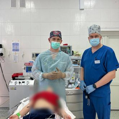 Завотделением челюстно-лицевой и костно-пластической хирургии Тихон Серебров принял участие в благотворительной акции "Операция Улыбка"