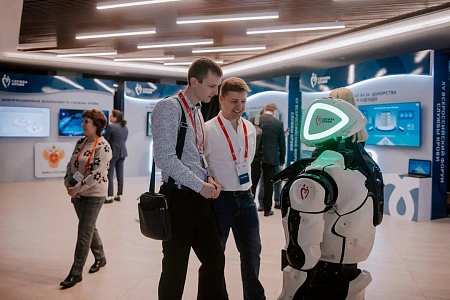 Руководитель ФМБА России Вероника Скворцова открыла XV Форум службы крови