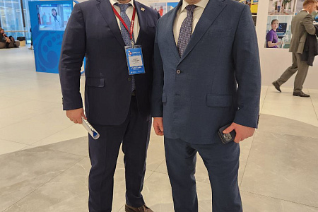 Генеральный директор ГНЦ ФМБЦ им.А.И. Бурназяна Александр Самойлов на Всероссийском конгрессе «Национальное здравоохранение-2024»