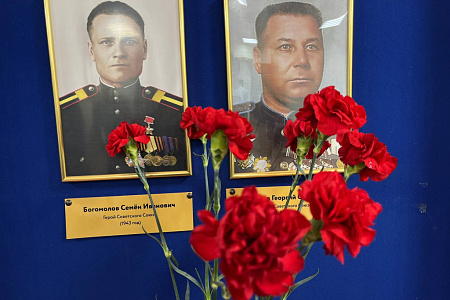 Сотрудники ФМБЦ им.А.И. Бурназяна почтили память ветеранов Великой Отечественной войны