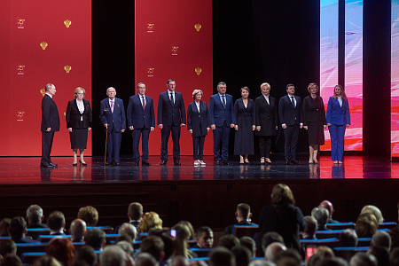 Вероника Скворцова поздравила коллектив ФМБА России с 76-летием