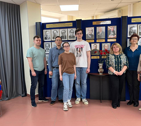 Сотрудники ФМБЦ им.А.И. Бурназяна почтили память ветеранов Великой Отечественной войны