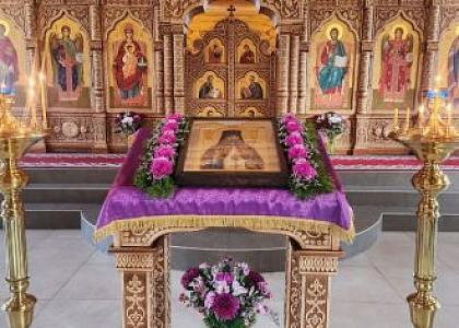 В Больничном храмовом корпусе во имя Святителя Луки почтили день обретения святых мощей святителя Луки, архиепископа Симферопольского