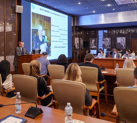 Новейшие исследования в области радиомодификаторов обсудили в ОИЯИ