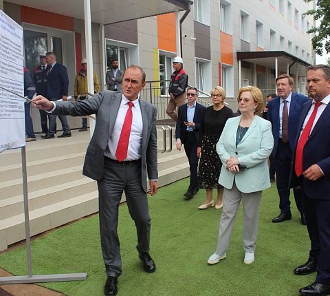 Вероника Скворцова поздравила коллектив ФМБА России с 76-летием