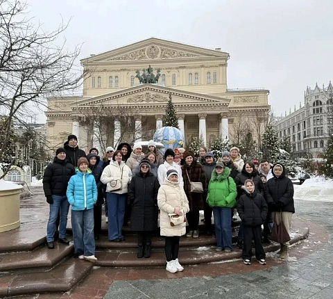 «Романтические истории»: экскурсия и театральный вечер для сотрудниц Центра