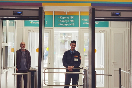 Входная группа ФМБЦ им. А.И. Бурназяна открыта!