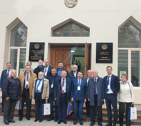 Врач-онколог ФМБЦ им.А.И. Бурназяна Дмитрий Астахов выступил на международной конференции «Перспективы развития атомной энергетики в государствах Центральной Азии и экологические аспекты эксплуатации АЭС малой мощности»